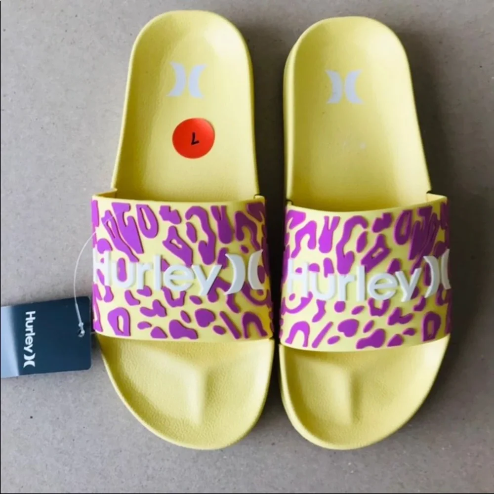 Hurley Size 7 Women’s Yellow Purple Animal Print Slides New With Tag